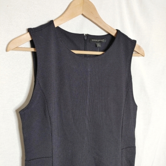 Banana Republic Sheath Dress Fit‎ & Flare Sleeveless Blue White Micro Dot S New - Picture 5 of 8